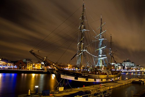 Image after http://www.inyourpocket.com/ireland/dublin/What-to-See/Museums/Jeanie-Johnston-Tall-Ship-and-Famine-Museum_95698v