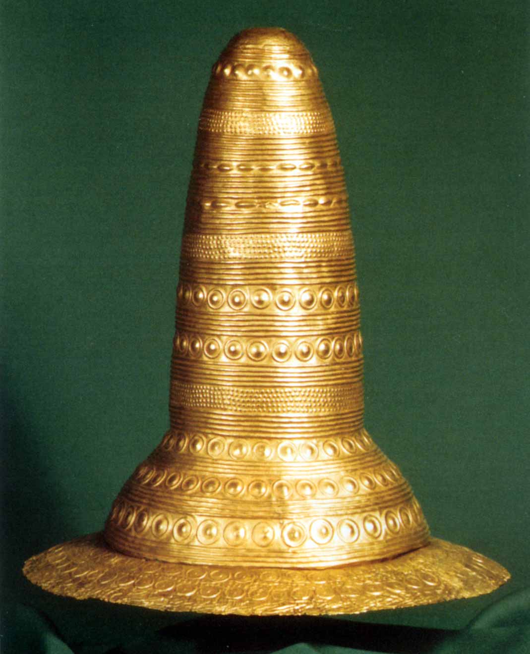 The Comerford Crown, a Bronze Age gold 'hat' from Tipperary