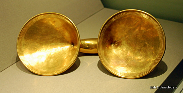 Bronze Age gold dress fastner, Ireland